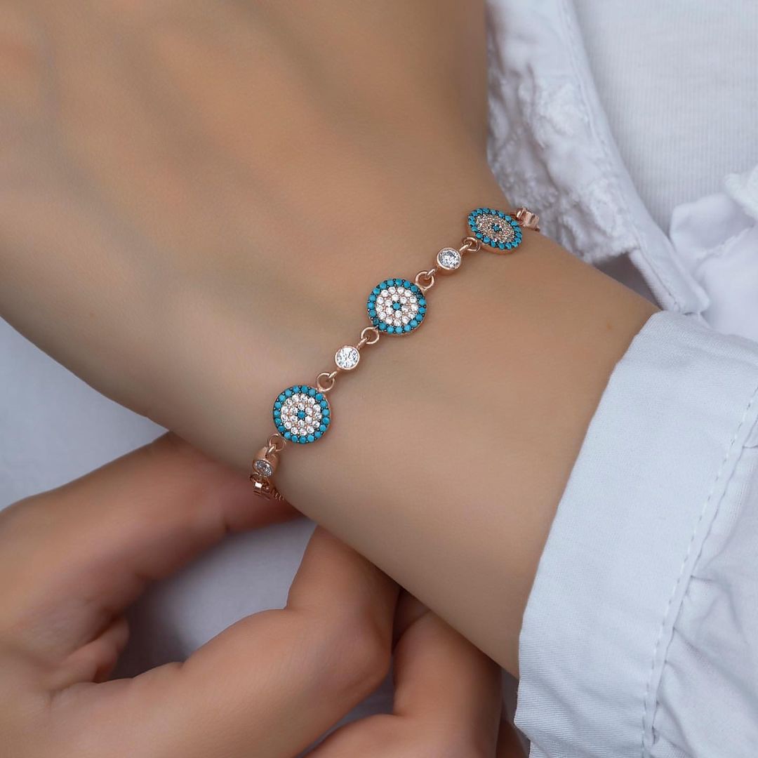 White And Blue Round Brilliant Cut Signity Diamond Bezel With Cluster Bracelet | Special Occasion Bracelet | Engagement Gift Bracelet For Fiancee