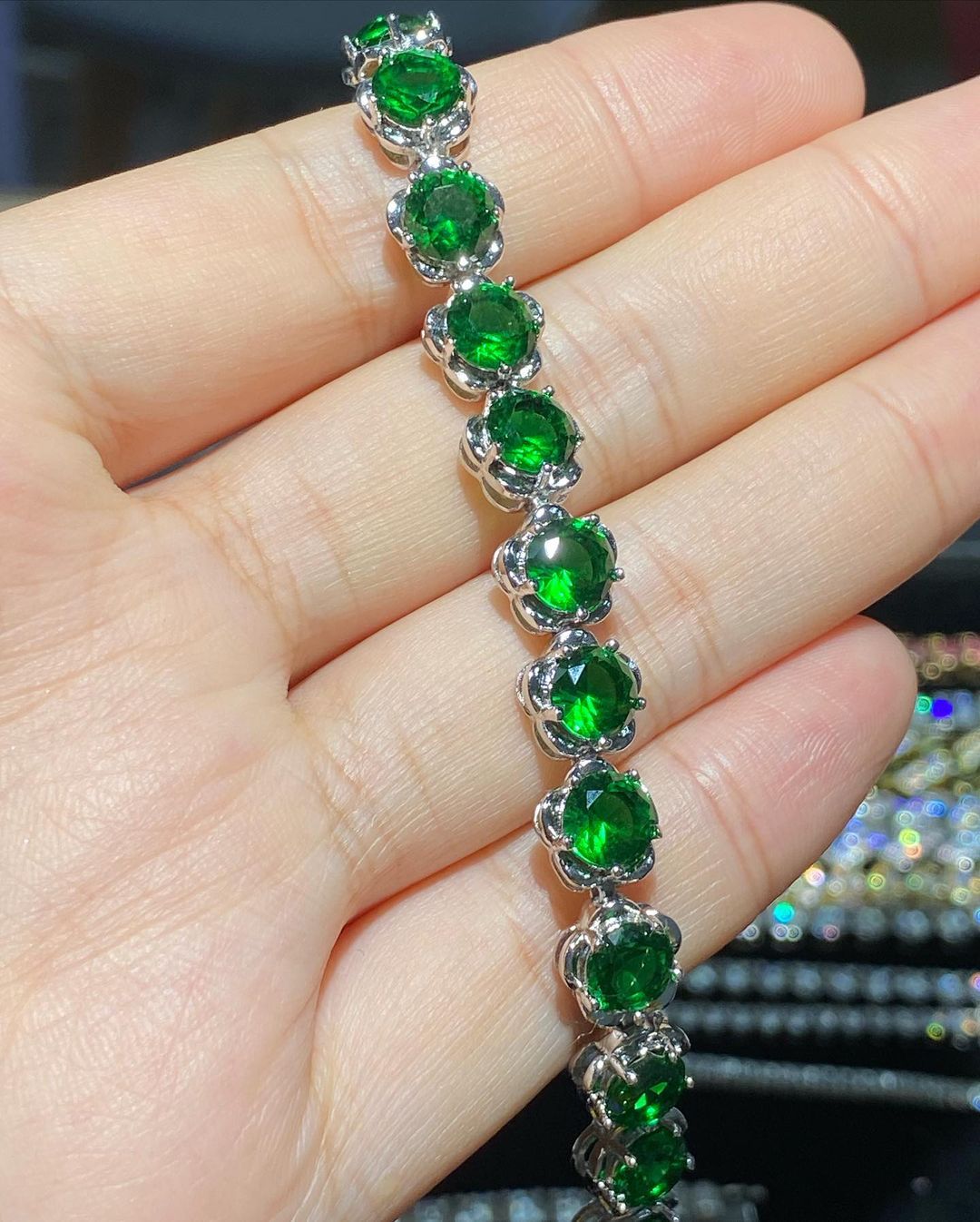 Green Round Brilliant Cut Signity Diamond Prong Set Tennis Bracelet | First Communication Gift For Girlfriend | Everyday Elegance Jewelry Bracelet