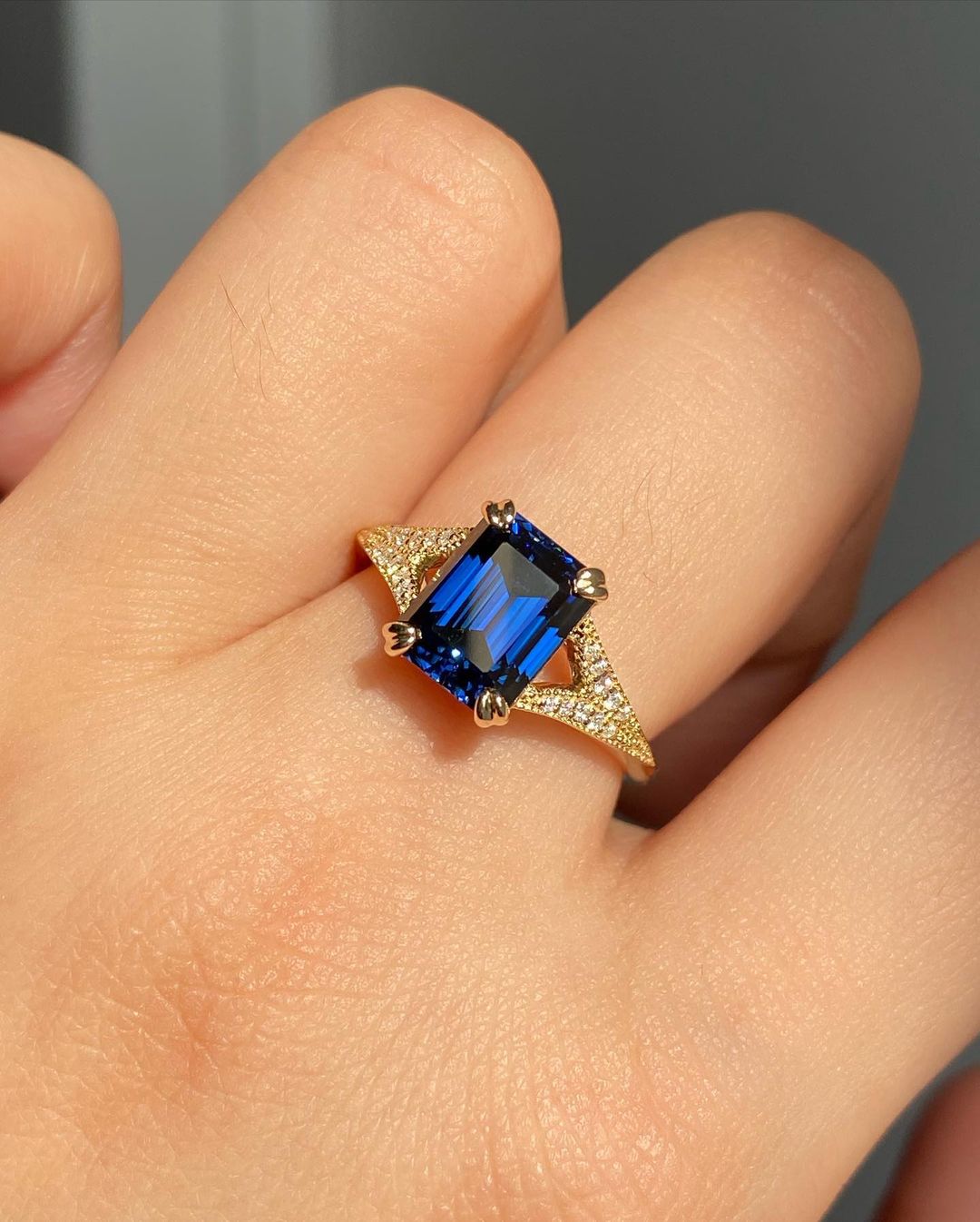 Vintage 2.88Ct Blue Emerald Cut Solitaire Ring | Wedding Ring For Bridal | Customize Ring For Her | Women Jewelry | Split Shank Ring