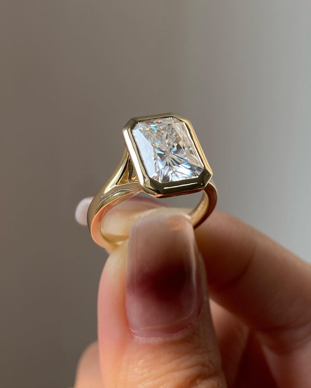 Split Shank 3.20Ct White Radiant Cut Bezel Ring | Engagement Ring For Fiancée | Customize Ring