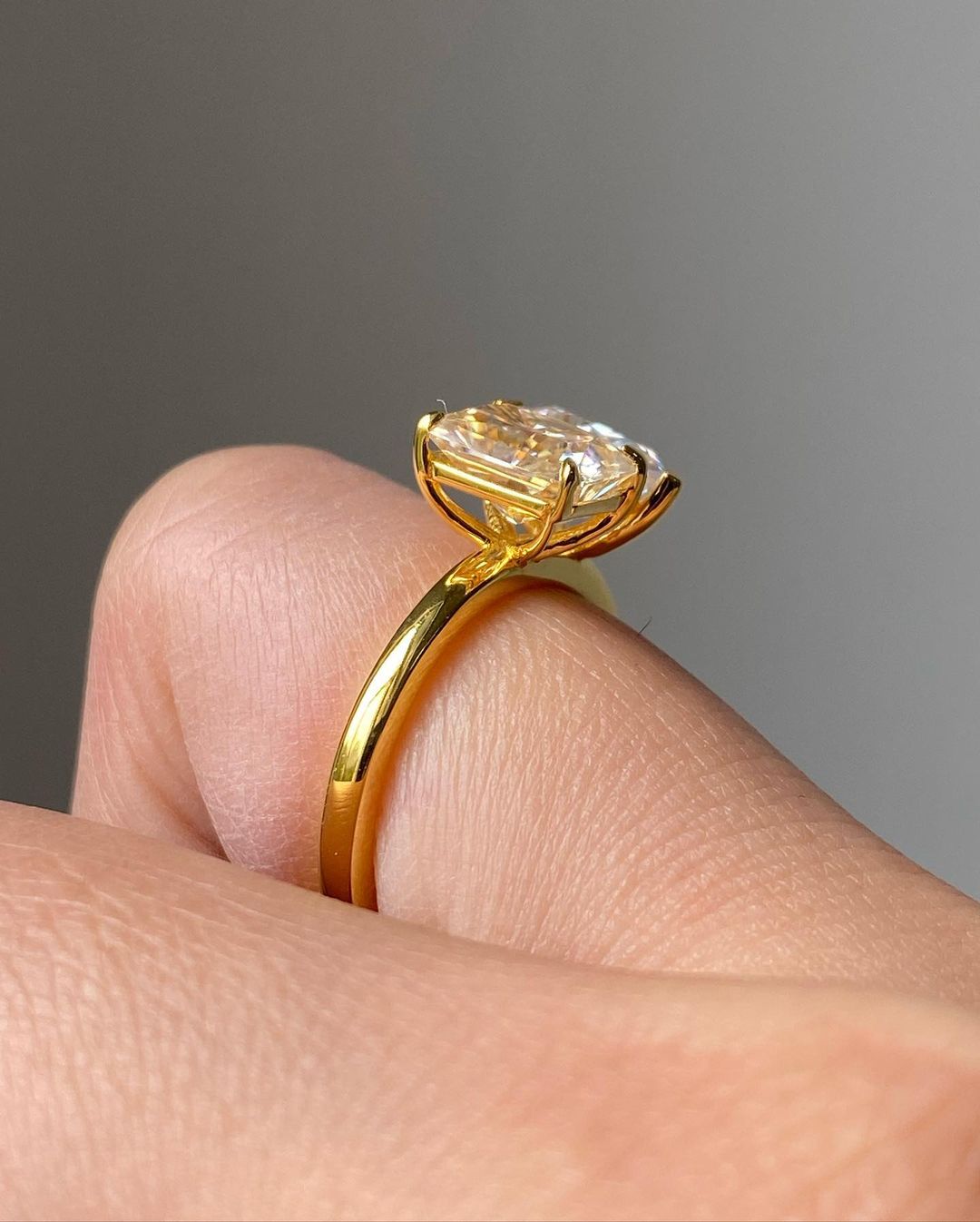 3.20Ct White Pear And Canary Yellow Radiant Cut Two Stone Ring | Toi Et Moi Ring | Engagement Ring