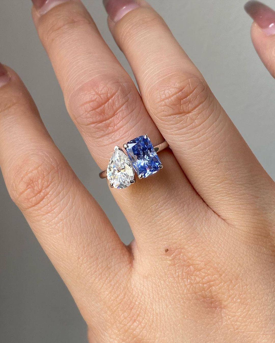 3.20Ct White Pear And Blue Radiant Cut Two Stone Ring | Toi Et Moi Ring | Engagement Ring