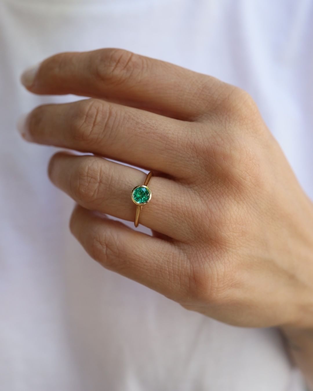 2.2Ct Green Round Cut Bezel Ring | Promise Ring For Her | Simple Ring | Gift For Women