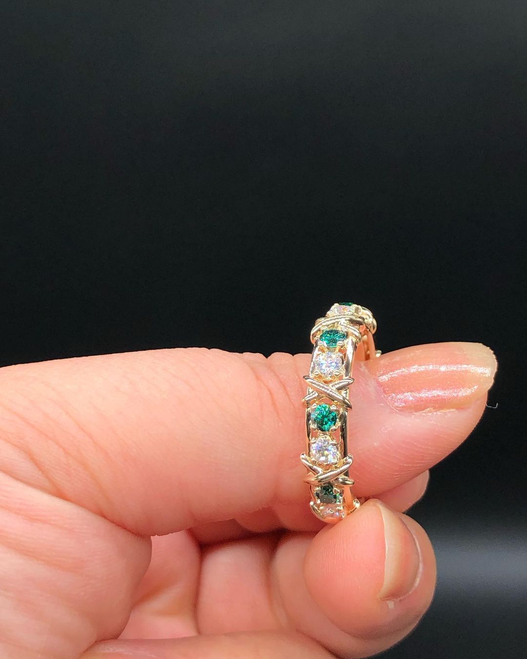 2.77Ct White And Green Round Cut Full Eternity Band Ring | Daily Wear Band Ring For Women | Classic Band Ring