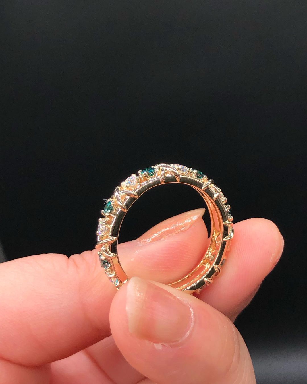 2.77Ct White And Green Round Cut Full Eternity Band Ring | Daily Wear Band Ring For Women | Classic Band Ring