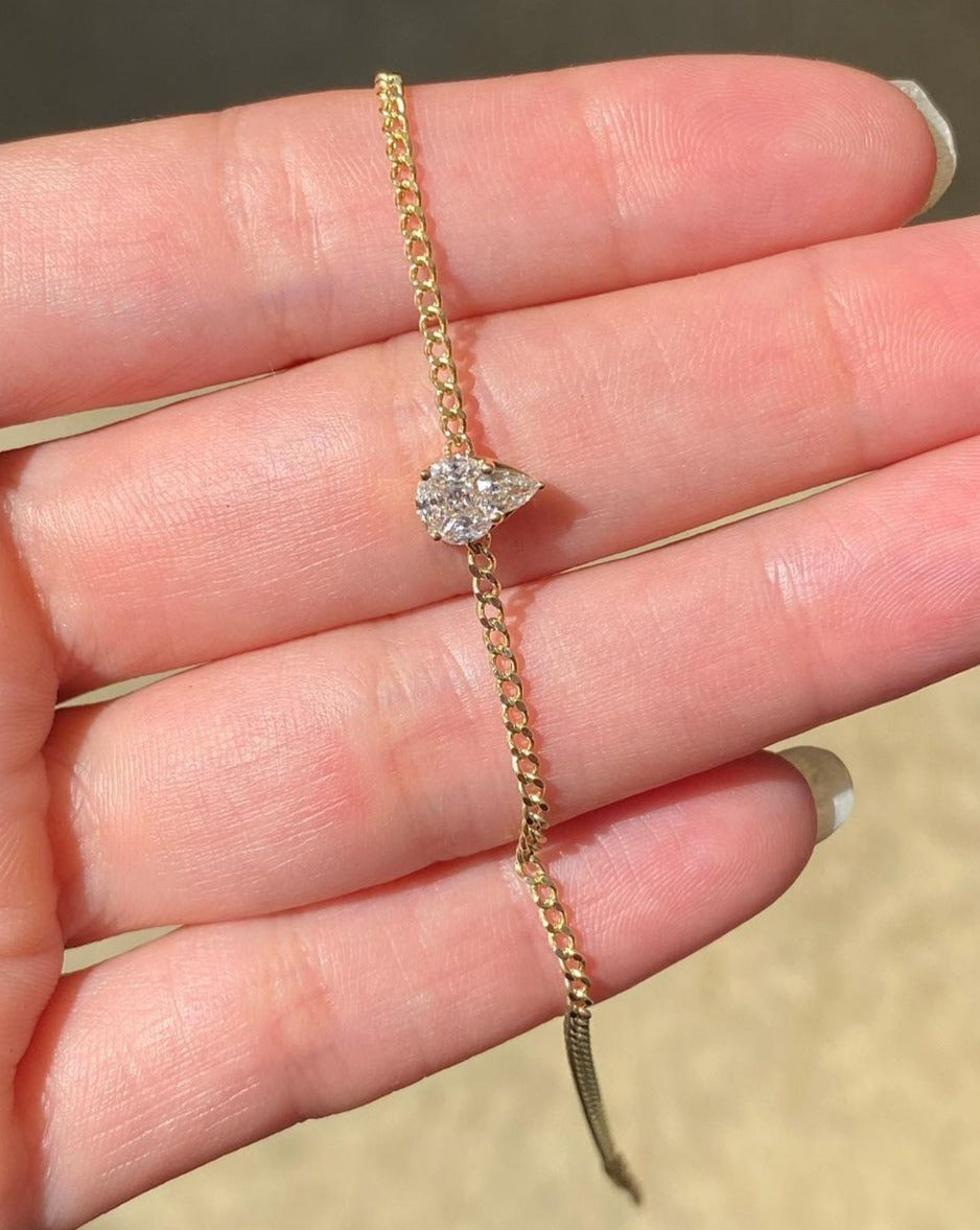 White Pear Brilliant Cut Signity Diamond Solitaire Bracelet | Curb Chain Bracelet | Delicate Solo Diamond Bracelet