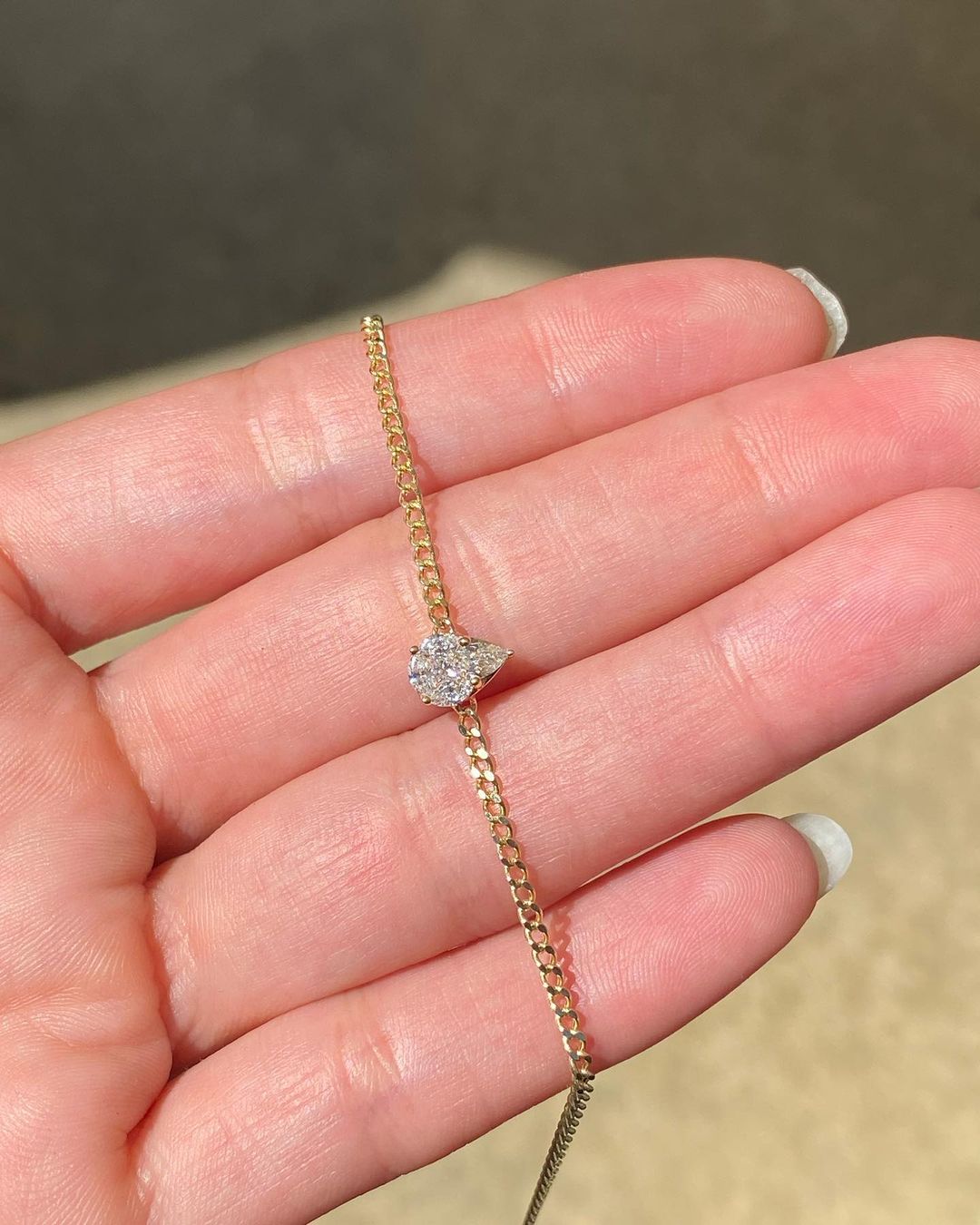 White Pear Brilliant Cut Signity Diamond Solitaire Bracelet | Curb Chain Bracelet | Delicate Solo Diamond Bracelet