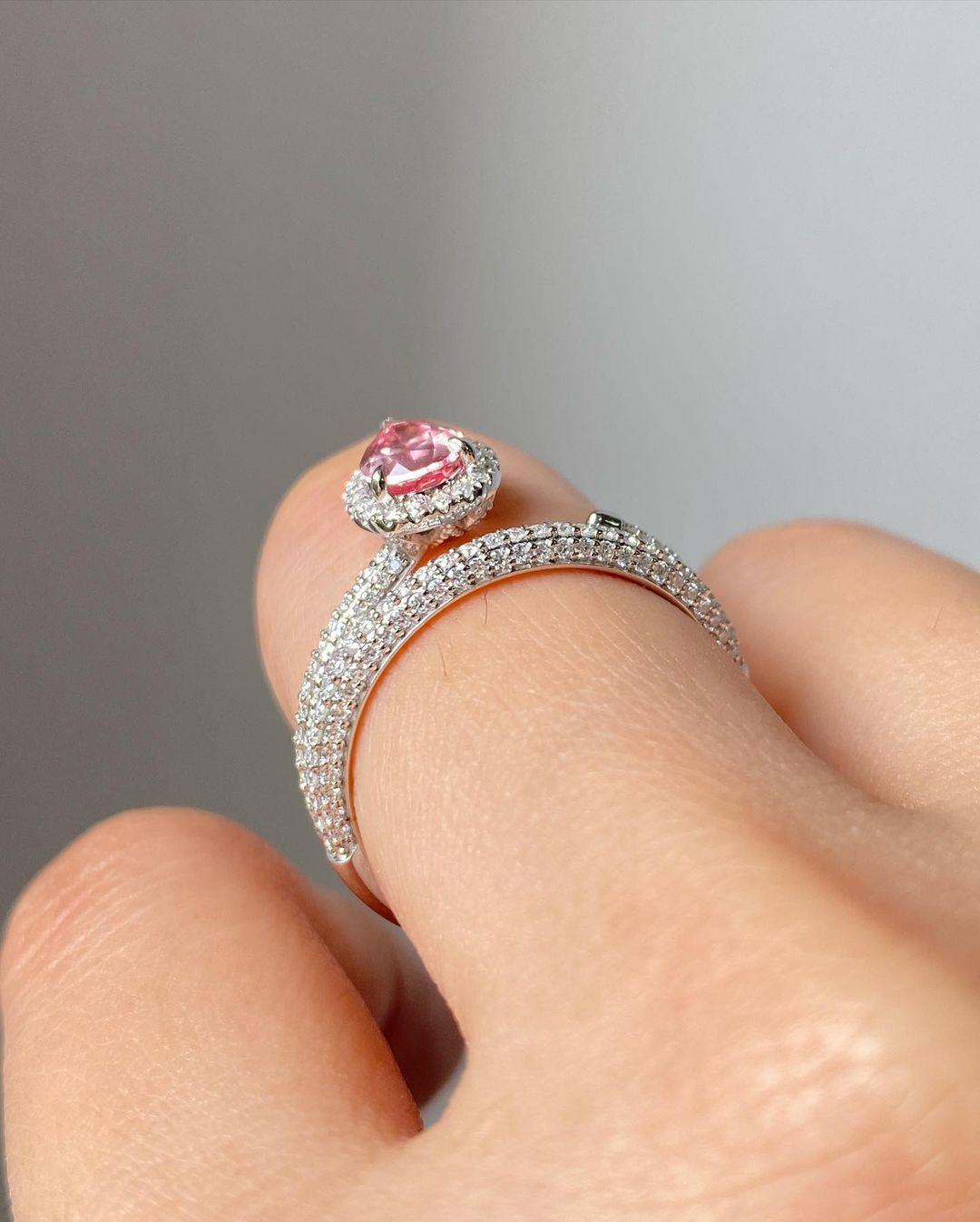 2.77Ct Light Pink Pear Cut Halo Ring Set | Special Occasion Ring Set | Luxury Jewelry