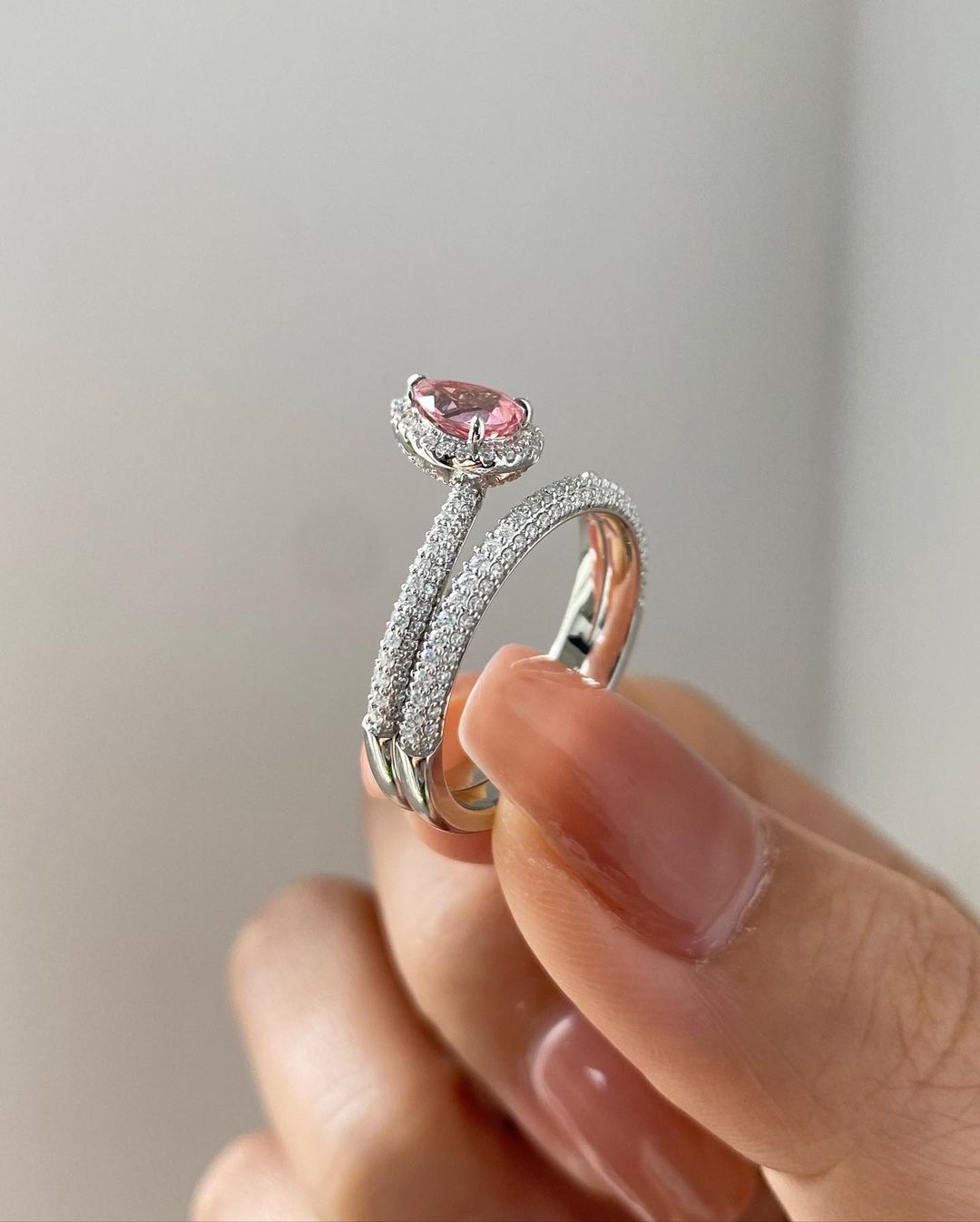 2.77Ct Light Pink Pear Cut Halo Ring Set | Special Occasion Ring Set | Luxury Jewelry