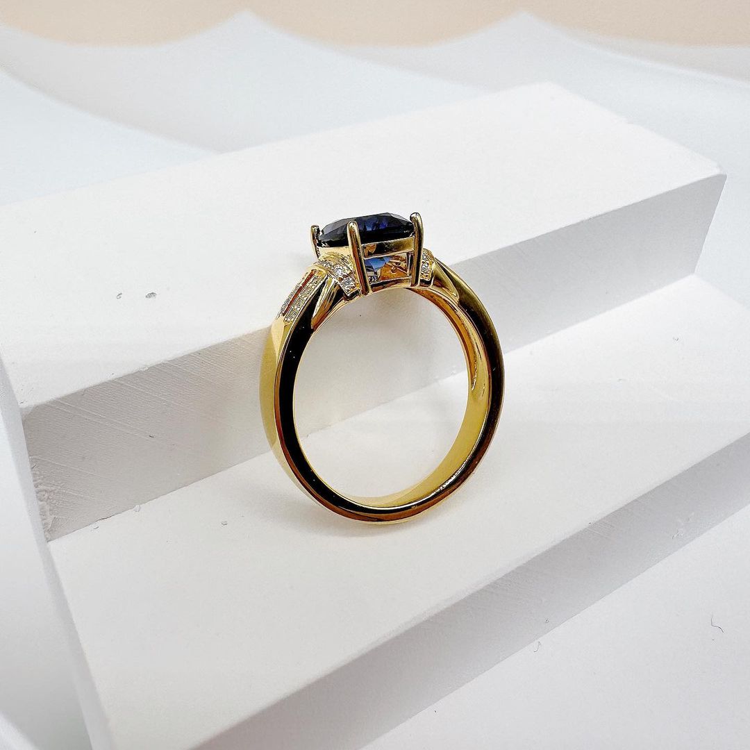3.20Ct Blue Cushion Cut Solitaire Ring | Engagement Ring For Fiancée | Luxury Jewelry | Birthstone Ring