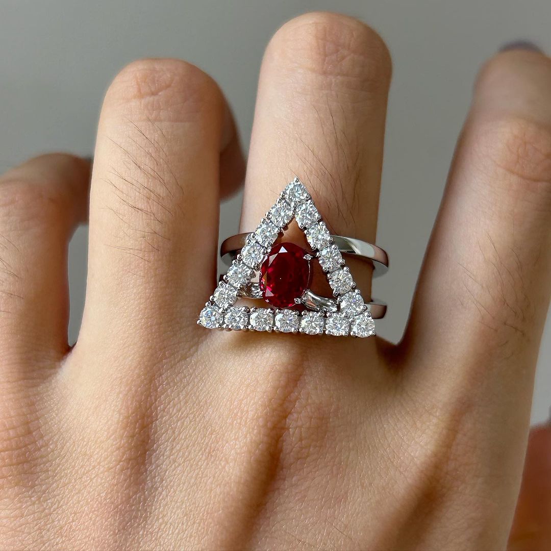 2.77Ct Red Oval Cut Solitaire Ring Set | Party Wear Ring Set | Birthstone Ring Set | Minimalist Ring Set