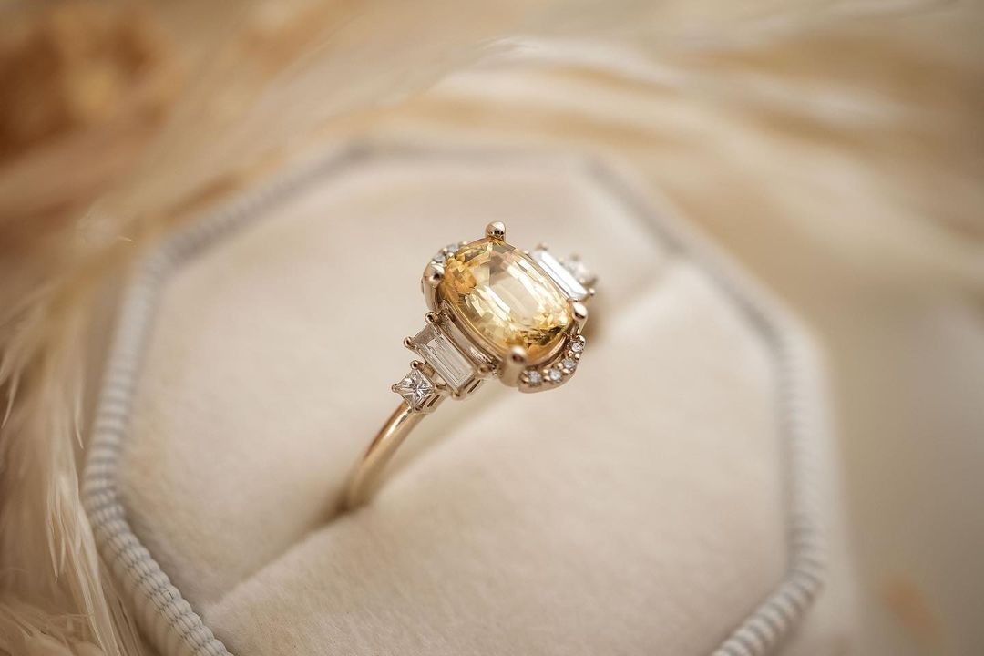 2.8Ct Canary Yellow Oval Cut Solitaire Ring | Party Wear Ring For Women | Classic Ring | Personalized Gift