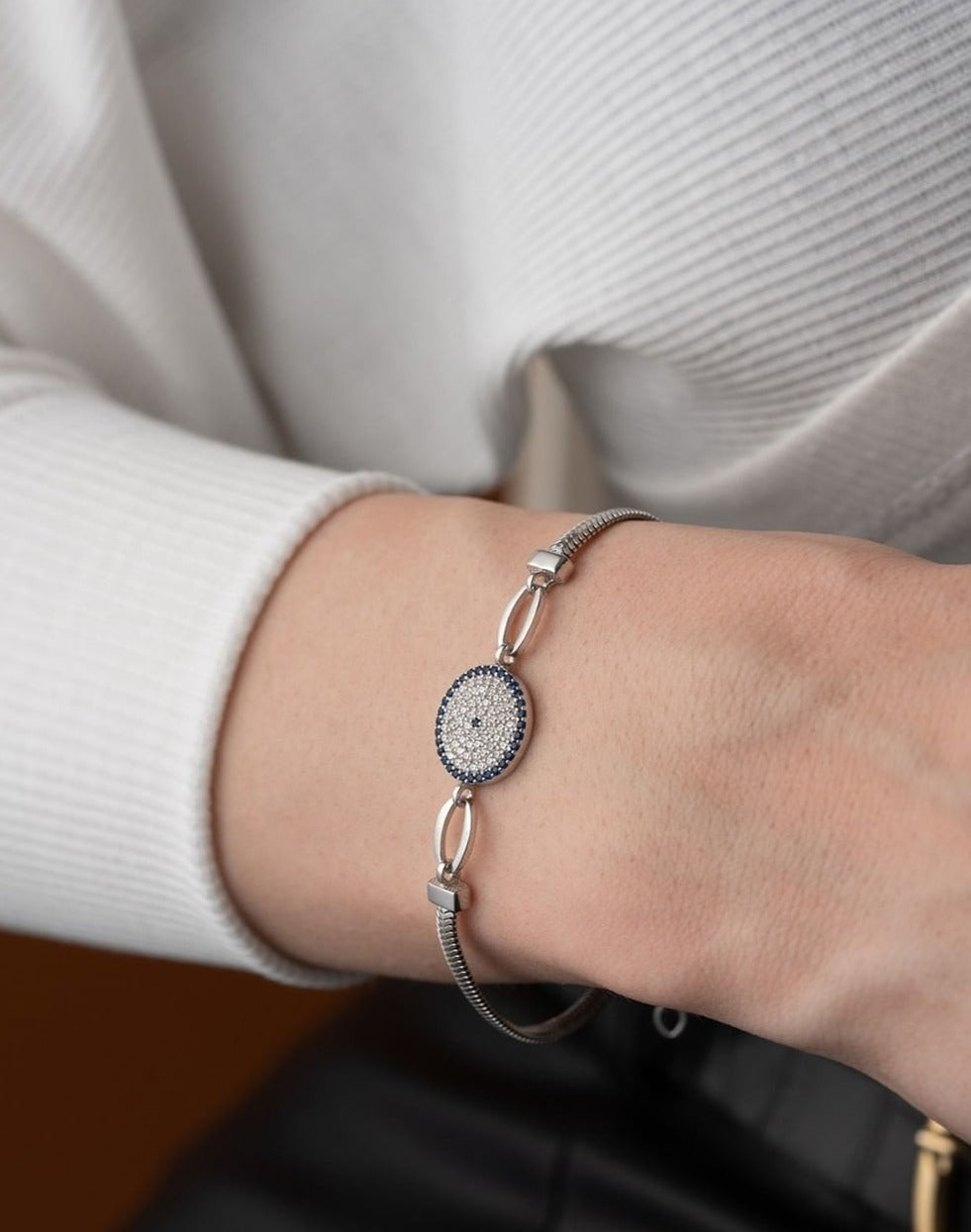 White And Blue Round Brilliant Cut Signity Diamond Cluster Bracelet | Birthday Gift Bracelet For Mother | Beautiful Bracelet For Women | Fashion Jewelry