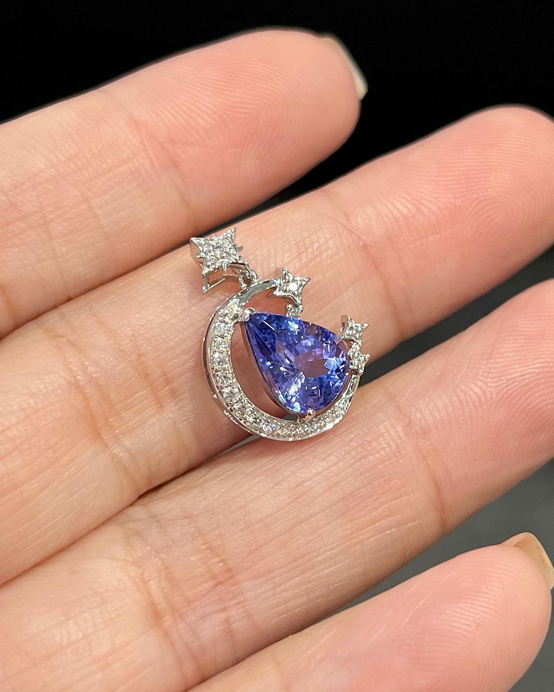 2.70Ct Blue Pear Cut Solitaire Pendant | Designer Jewelry Piece | Birthday Gift Pendant For Her | Jewelry Collection