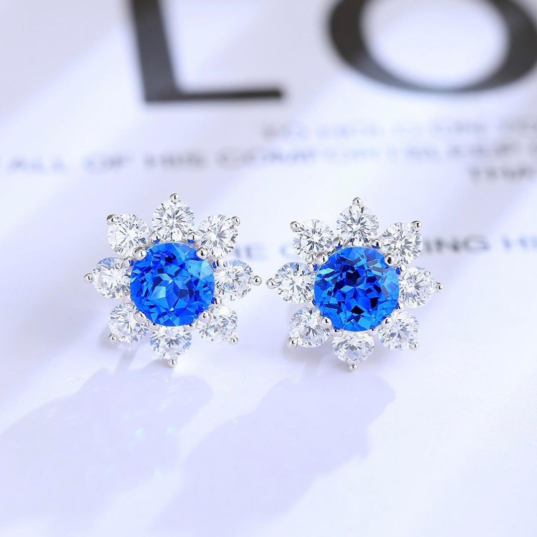 Blue Round Cut Cubic Zirconia Solitaire With Cluster Stud Earring | Party Wear Earring For Women | Bridal Wedding Gift Earring | Celestial Earring For Her