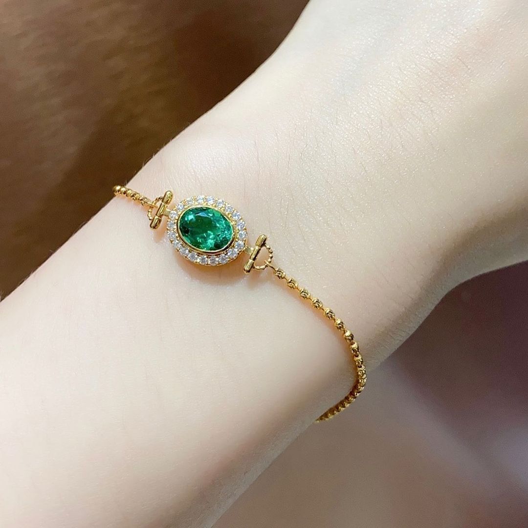 Green Oval Brilliant Cut Signity Diamond Bezel Bracelet | Ball Chain Bracelet For Women | Special Occasion Bracelet For Her