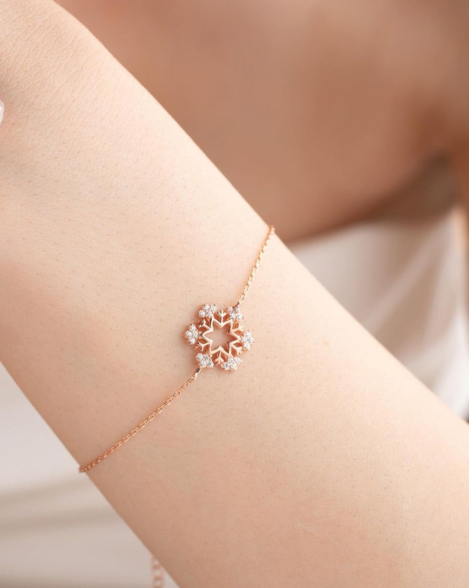 White Round Brilliant Cut Signity Diamond Snowflake Bracelet For Women | Bridesmaid Gift | Tiny Bracelet For Her | Delicate Bracelet