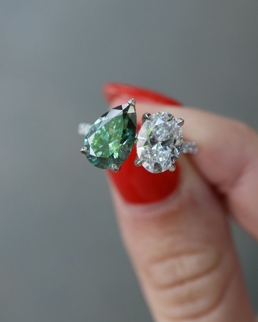 2.8Ct Green Pear And White Oval Cut Two Stone Ring | Birthday Gift Ring For Her | Toi Et Moi Ring | Modern Ring