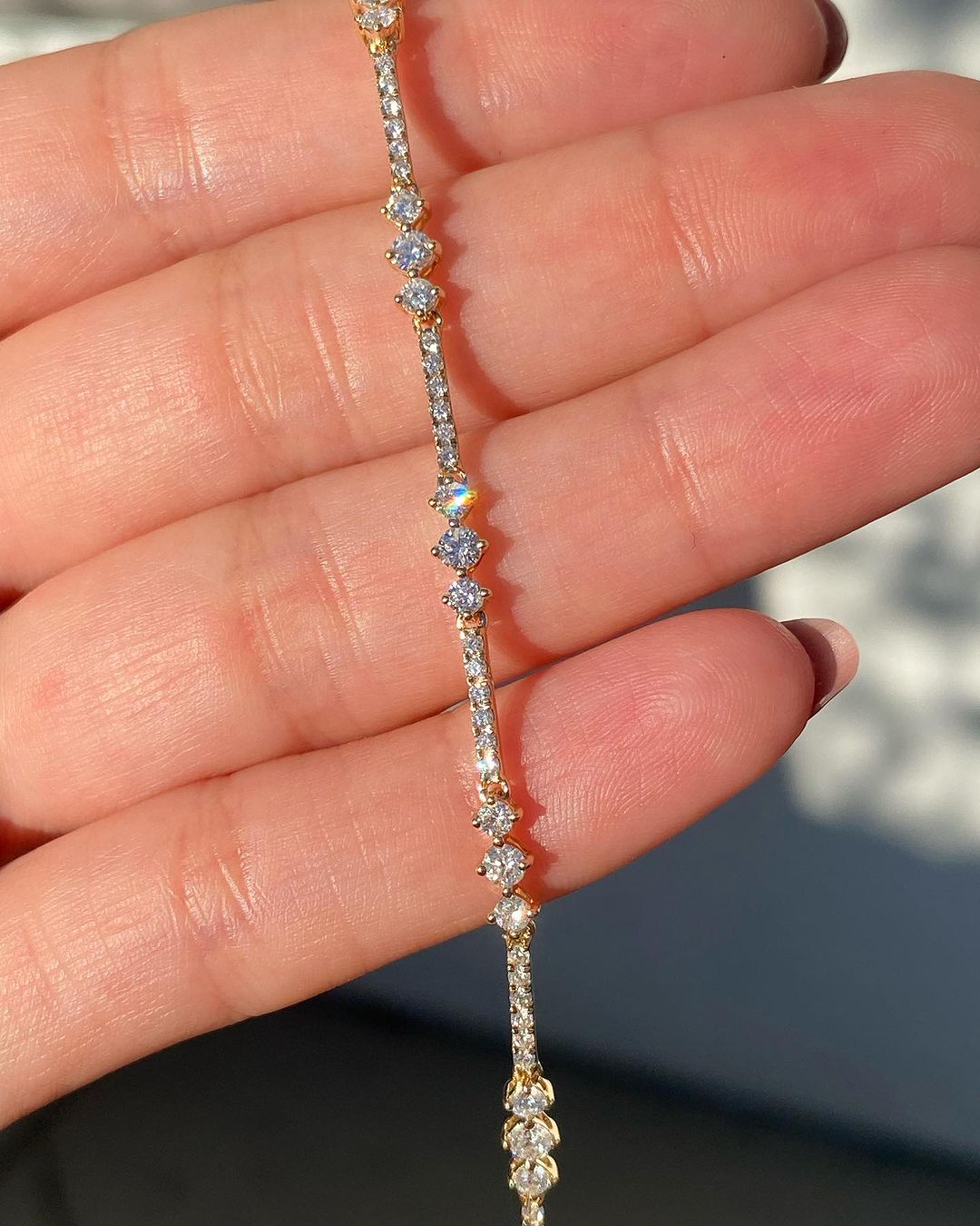 White Round Brilliant Cut Signity Diamond Tennis Bracelet For Her | Wedding Gift Bracelet For Her | Elegant Design Bracelet