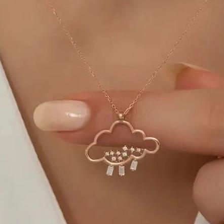 Monsoon Shape 1.70Ct White Round Cut Prong Pendant | Nature Lover Gift Pendant | Celestial Pendant | Modern Style Pendant