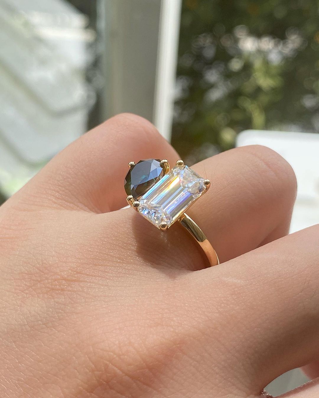3.20Ct White Emerald And Green Pear Cut Two Stone Ring | Toi Et Moi Ring | Engagement Ring For Fiancée