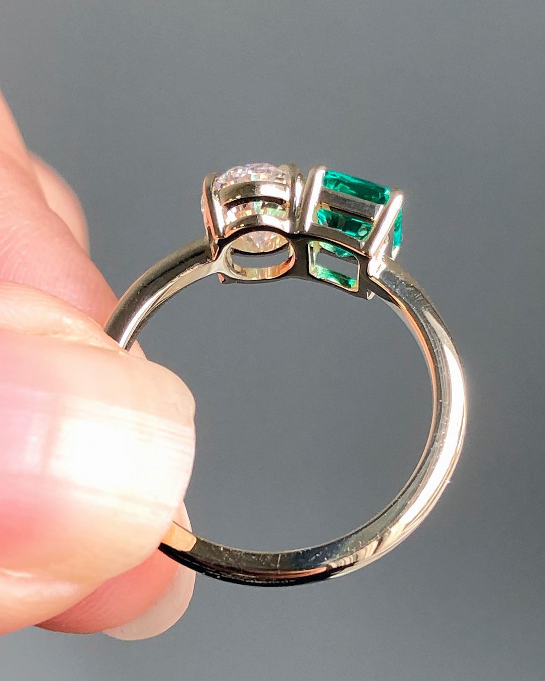 2.6Ct White Oval And Green Radiant Cut Two Stone Ring | Birthday Gift Ring | Toi ET Moi Ring | Gift For Her