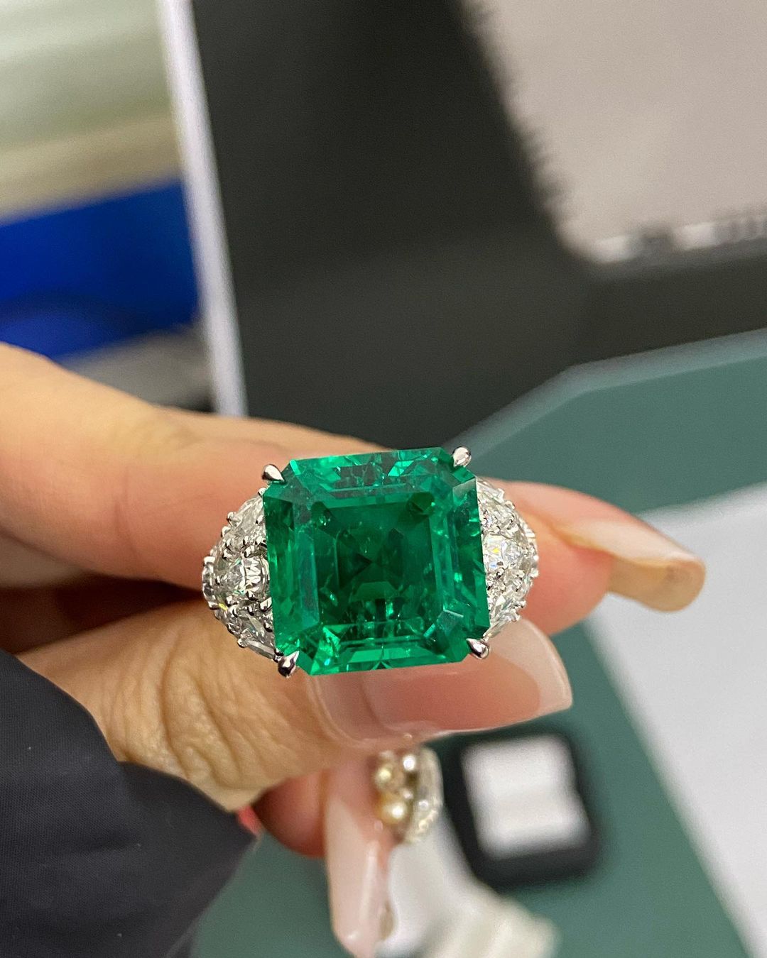 3.5Ct Green Asscher Cut Solitaire Ring For Her | Party Wear Ring For Women | Celebrity Style Ring | Special Occasion Ring