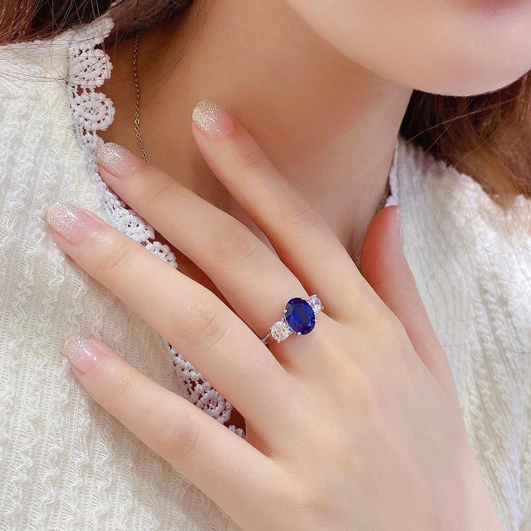 3.1Ct Blue Oval Cut Three Stone Ring | Anniversary Gift Ring | Proposal Ring | Special Occasion Ring