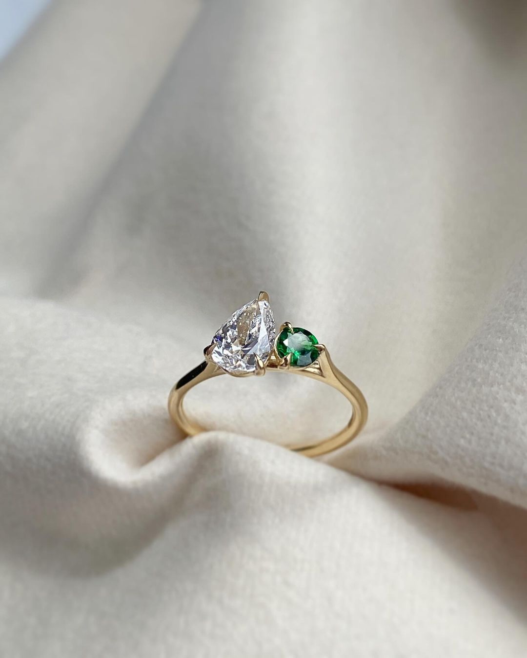 2.4Ct Green Round And White Pear Cut Two Stone Ring | Special Occasion Ring | Birthday Gift Ring For Her | Dainty Ring