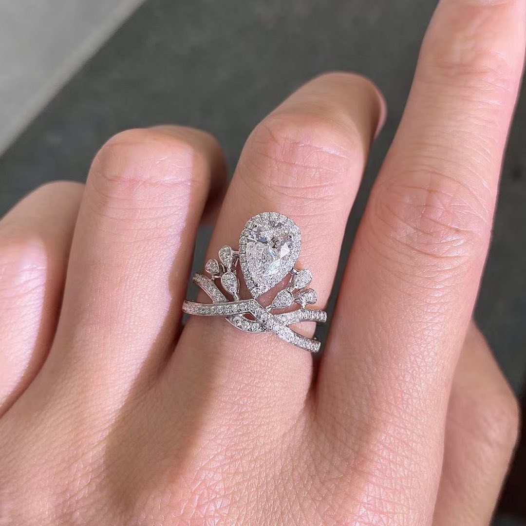 2.8Ct White Pear Cut Halo Ring | Engagement Ring For Fiancee | Designer Ring | Daily Wear Ring