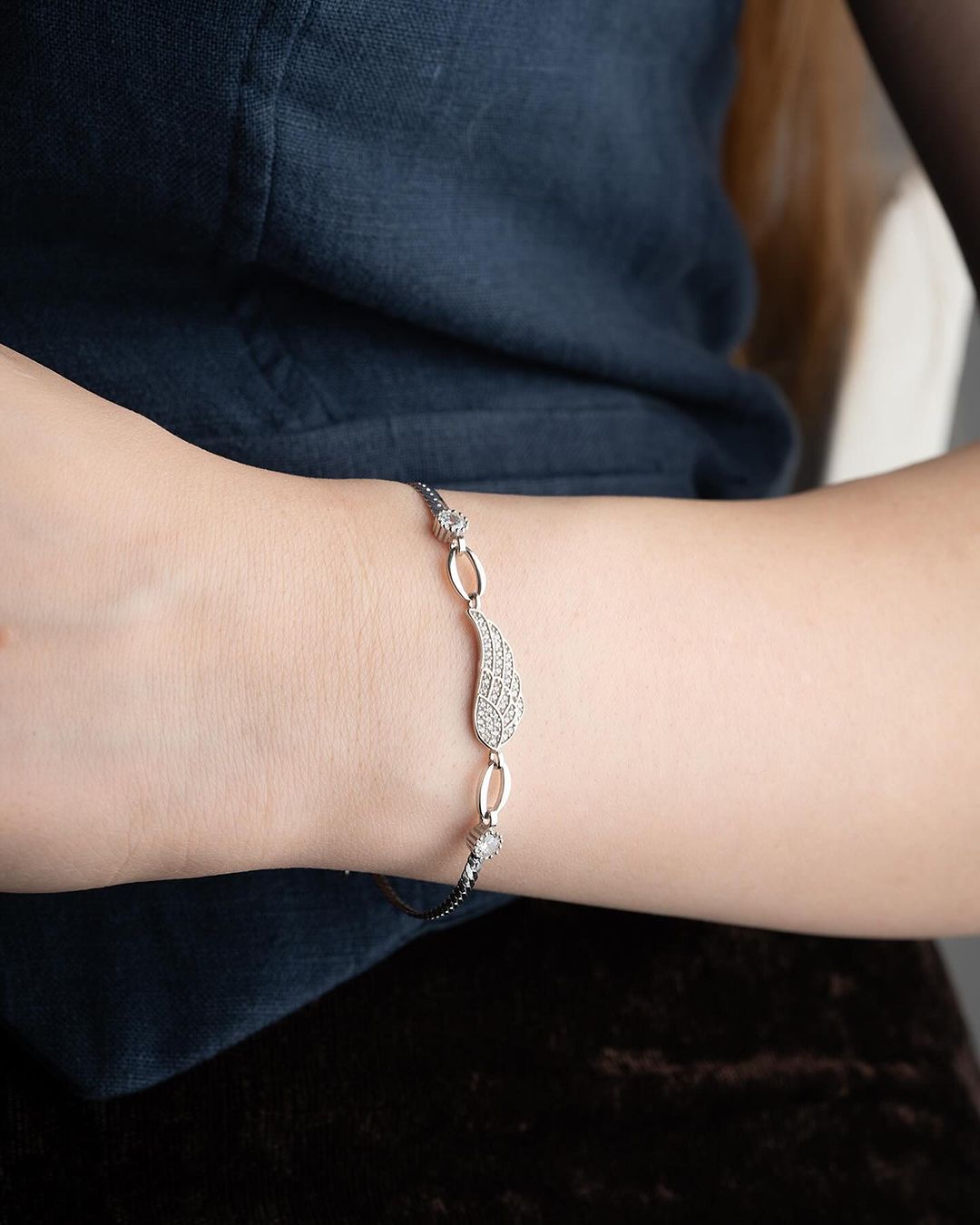 White Round Brilliant Cut Signity Diamond Prong Set Bracelet | Angel Wings Bracelet For Women | Classy Design Bracelet