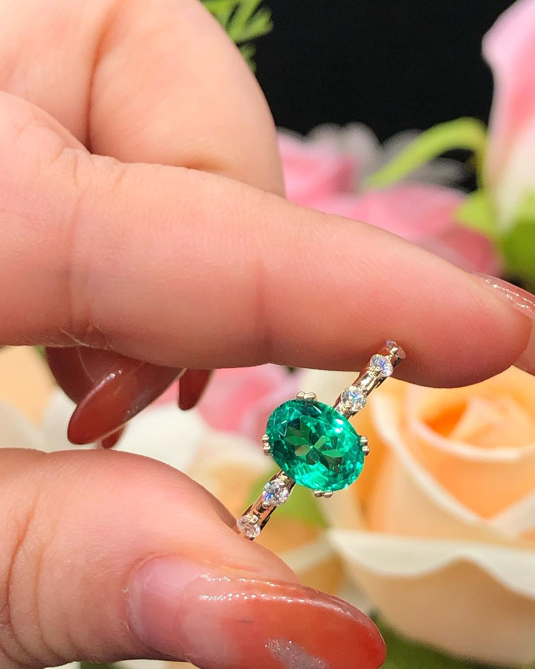 2.5Ct Green Oval Cut Solitaire Ring | Anniversary Gift Ring For Wife | Promise Ring | Gift For Women