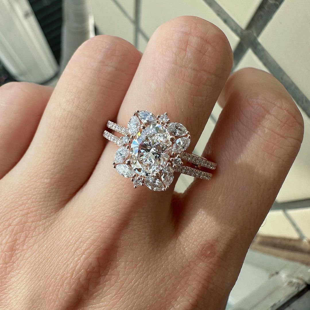 2.8Ct White Oval Cut Halo Ring | Party Wear Ring | Gift For Women | Special Occasion Ring