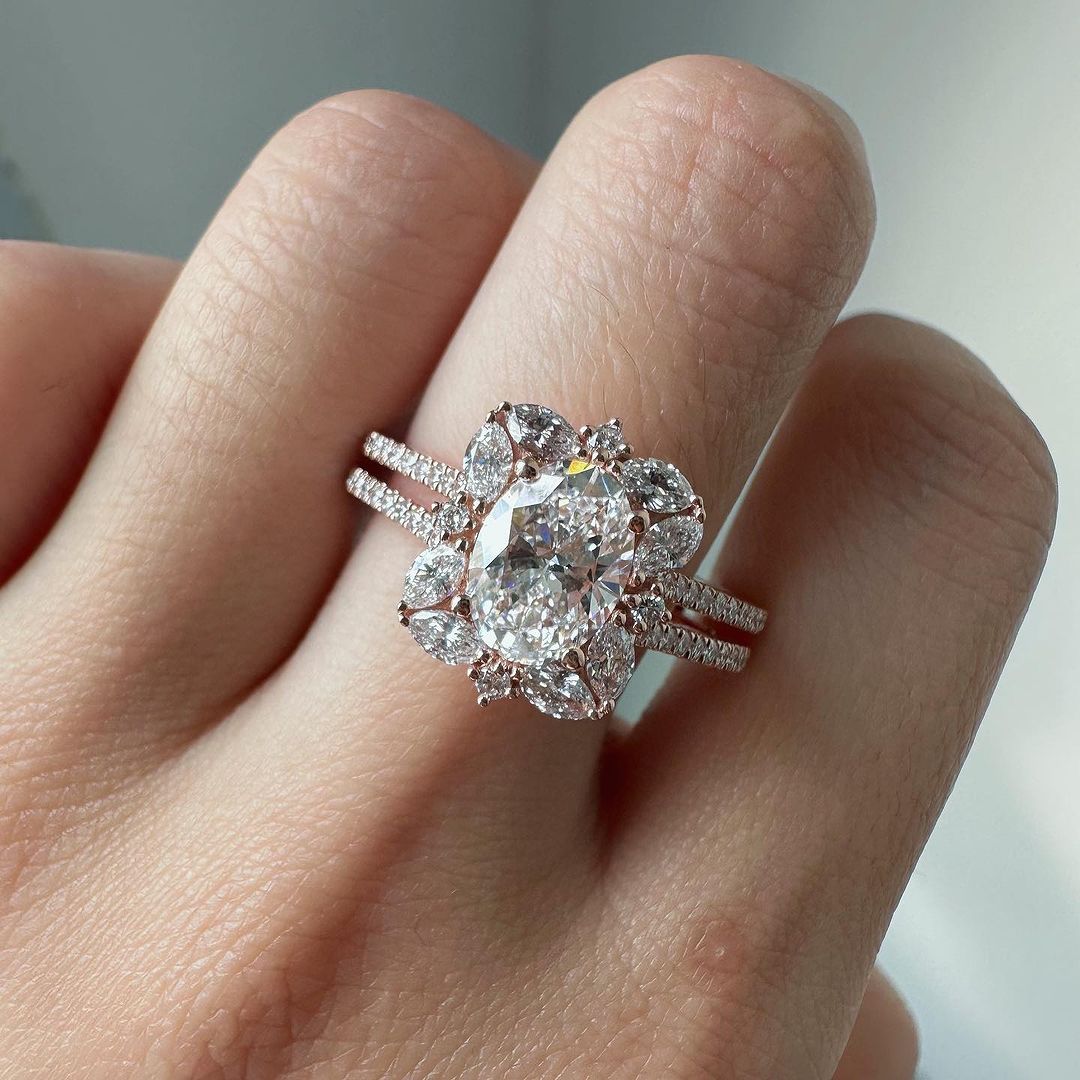 2.8Ct White Oval Cut Halo Ring | Party Wear Ring | Gift For Women | Special Occasion Ring