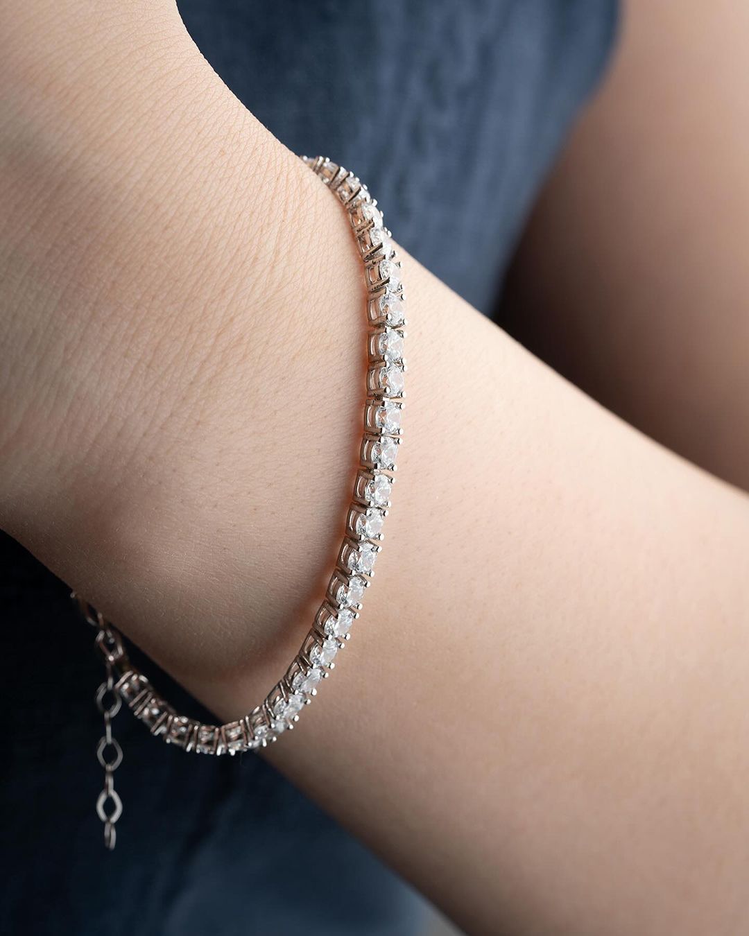 White Round Brilliant Cut Signity Diamond Prong Set Bracelet For Women | Engagement Gift Bracelet For Fiancee | Jewelry Collection For Women