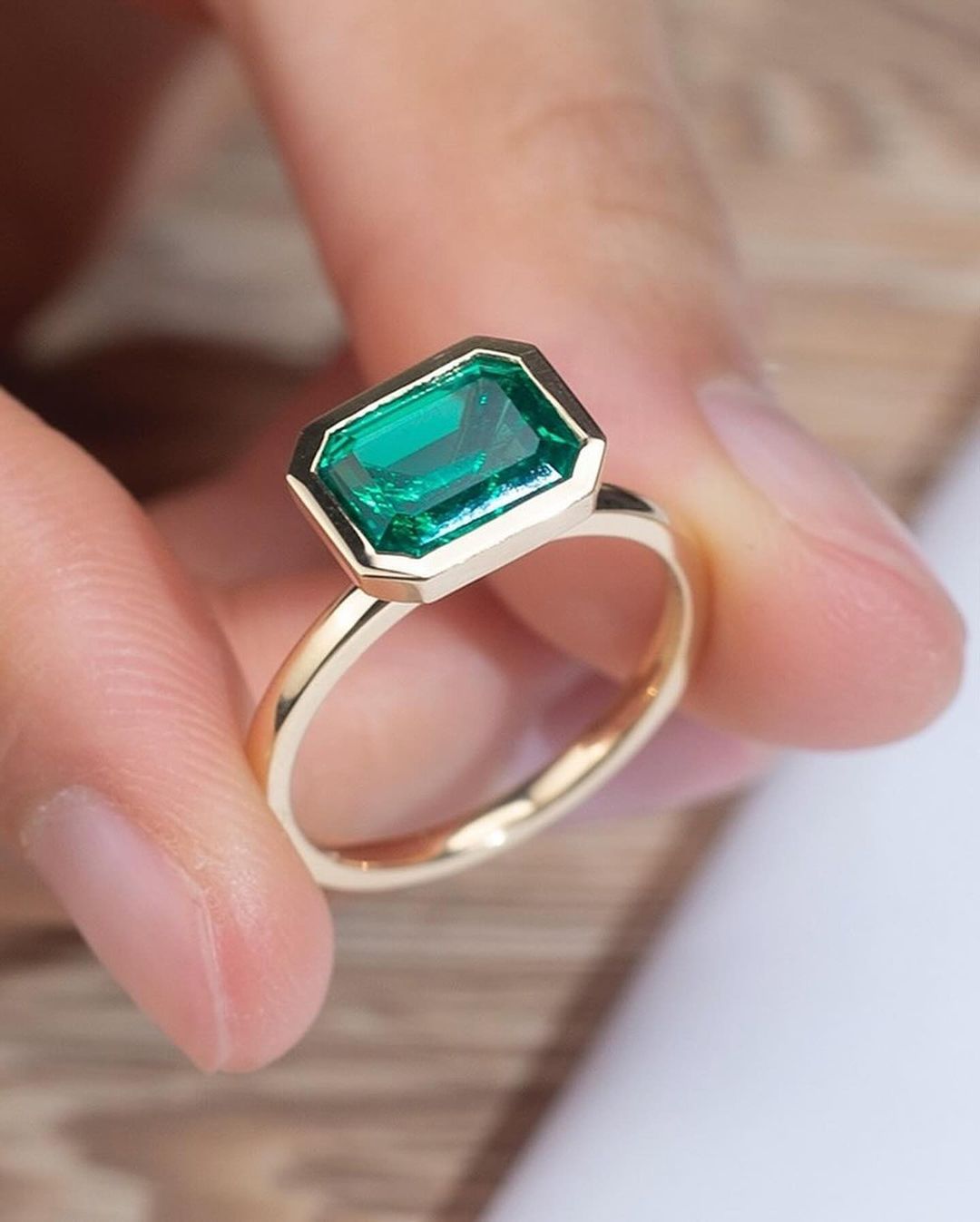 2.5Ct Green Emerald Cut Bezel Ring | Birthstone Ring | Simple Ring | Gift For Women