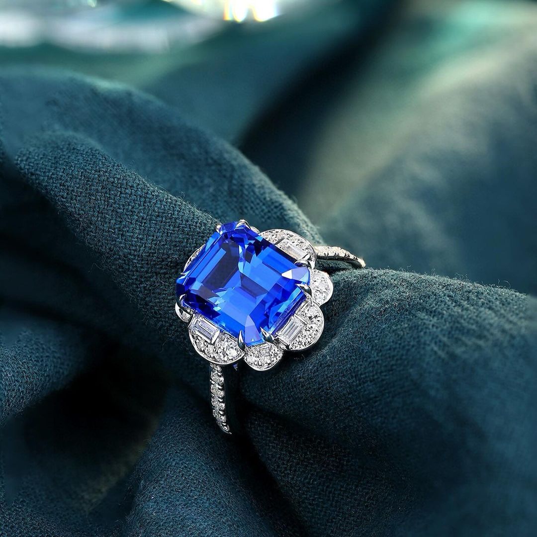 3.8CT Blue Emerald Cut Solitaire Ring | Classic Ring For Women | Fashionable Ring | Gift For Wife