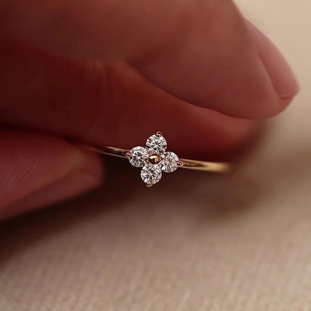 1.6Ct White Round Cut Prong Ring | Engagement Promise Ring For Fiancee | Minimalist Ring | Daily Wear Ring