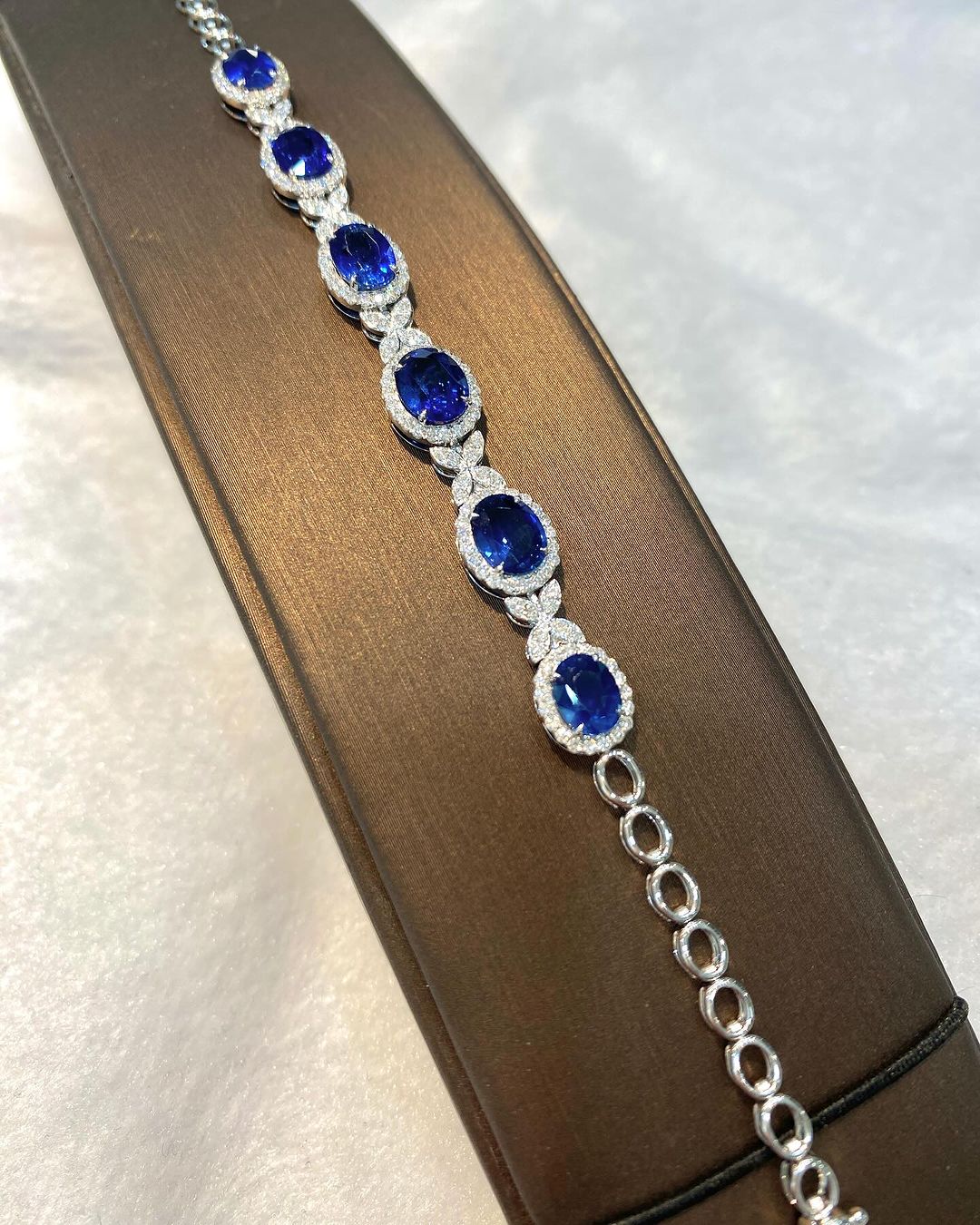 Blue Oval Brilliant Cut Signity Diamond Halo Bracelet For Her | Anniversary Gift Bracelet For Wife | Luxury Jewelry For Her