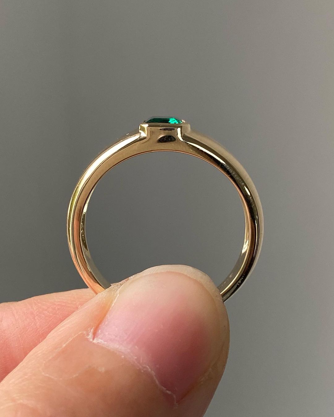 2.4Ct Green Emerald Cut Bezel Ring | Birthstone Ring | Awesome Ring | Daily Wear Ring