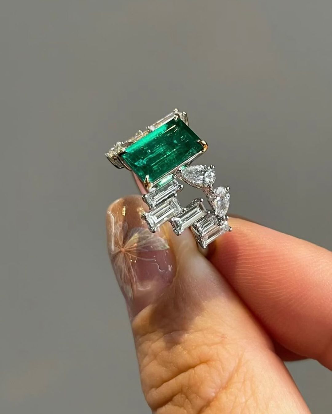 2.7CT Green Emerald Cut Solitaire Ring | Anniversary Gift Ring | Fancy Ring | Jewelry Collection