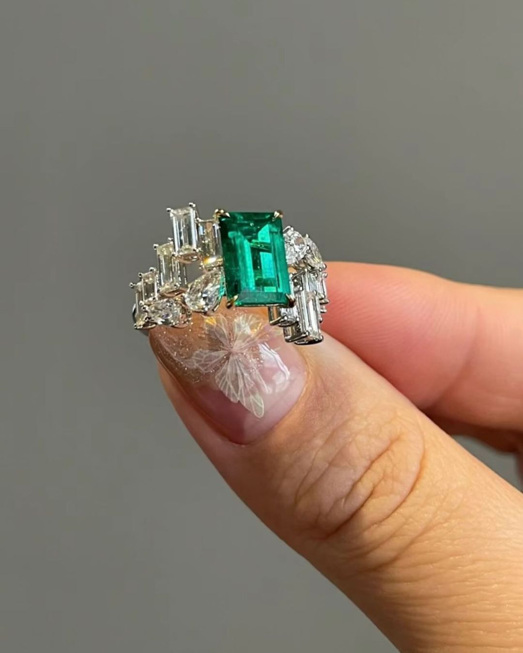 2.7CT Green Emerald Cut Solitaire Ring | Anniversary Gift Ring | Fancy Ring | Jewelry Collection