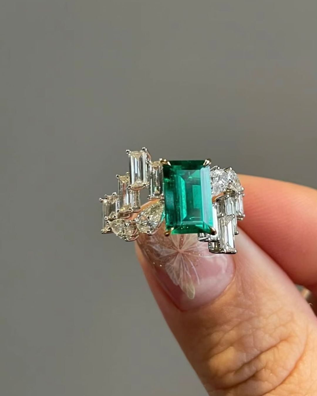 2.7CT Green Emerald Cut Solitaire Ring | Anniversary Gift Ring | Fancy Ring | Jewelry Collection