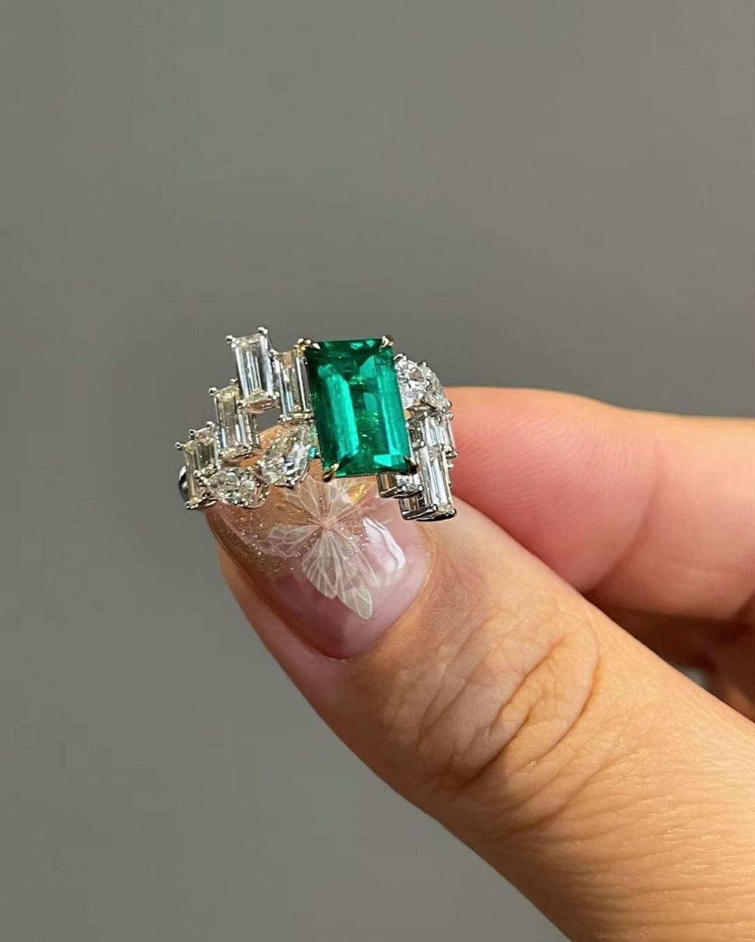 2.7CT Green Emerald Cut Solitaire Ring | Anniversary Gift Ring | Fancy Ring | Jewelry Collection
