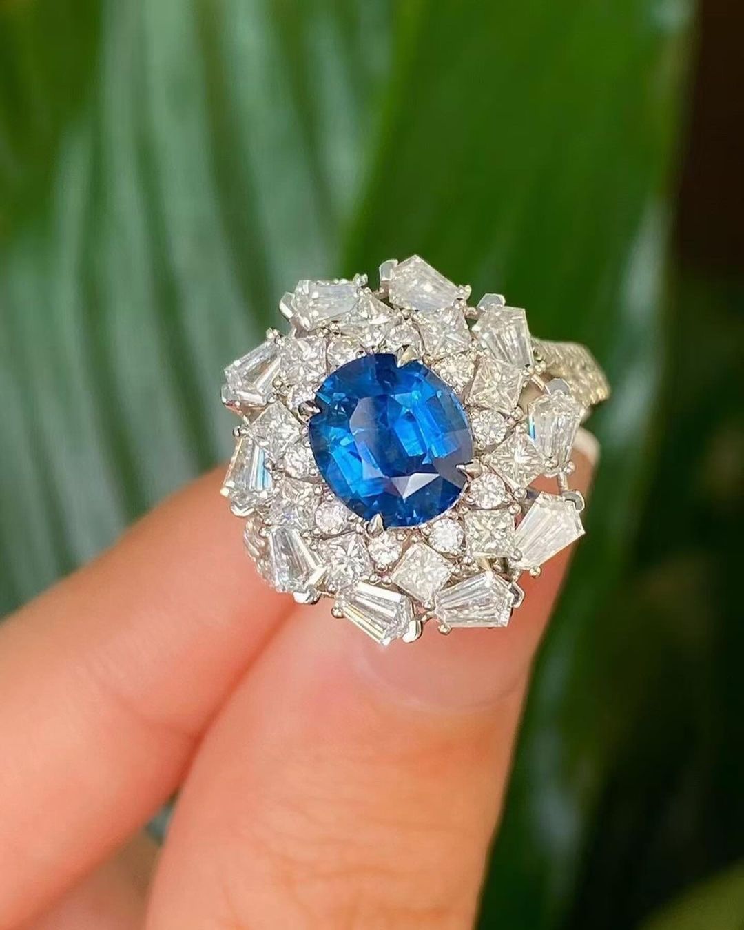 3.8CT Blue Oval Cut Cluster Ring | Party Wear Ring For Women | Designer Ring | Fashionable Ring