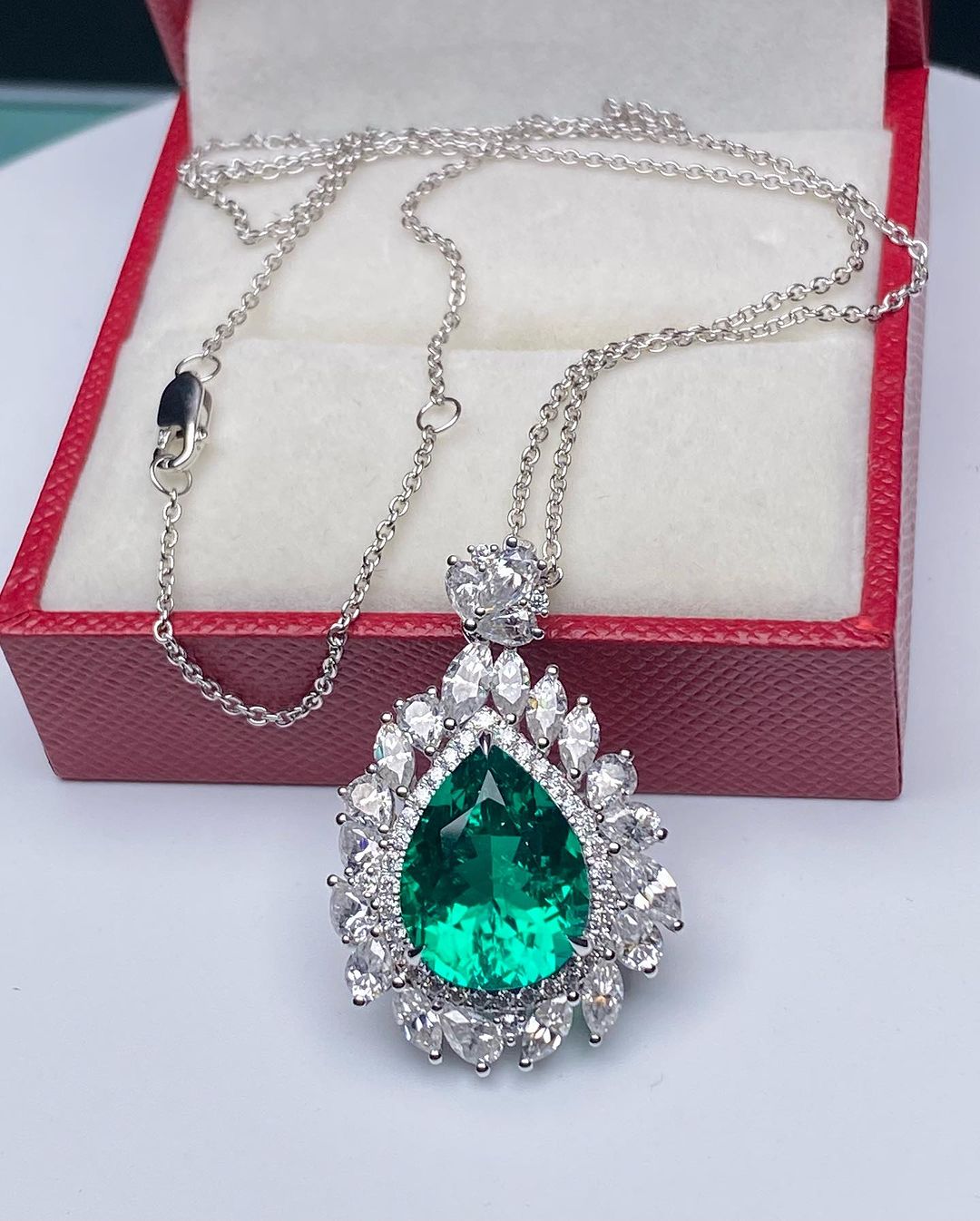 3.30Ct Green Pear Cut Halo Pendant | Wedding Gift Pendant For Bridal | Ice Crushed Pendant For Women | Fashion Jewelry