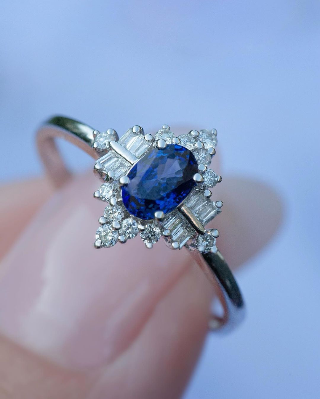 2.5Ct Blue Oval Cut Solitaire With Cluster Ring | Party Wear Ring For Women | Beautiful Ring For Women | Modern Bridal Ring
