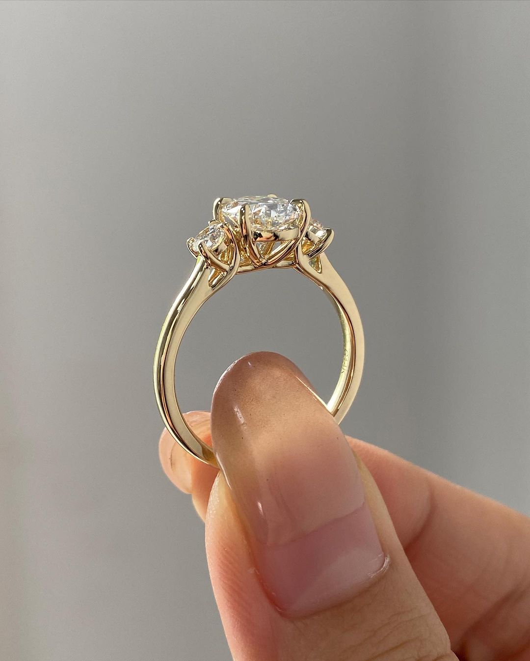 2.8CT White Oval Cut Three Stone Ring | Anniversary Gift Ring For Wife | Proposal Ring | Elegant Design Ring