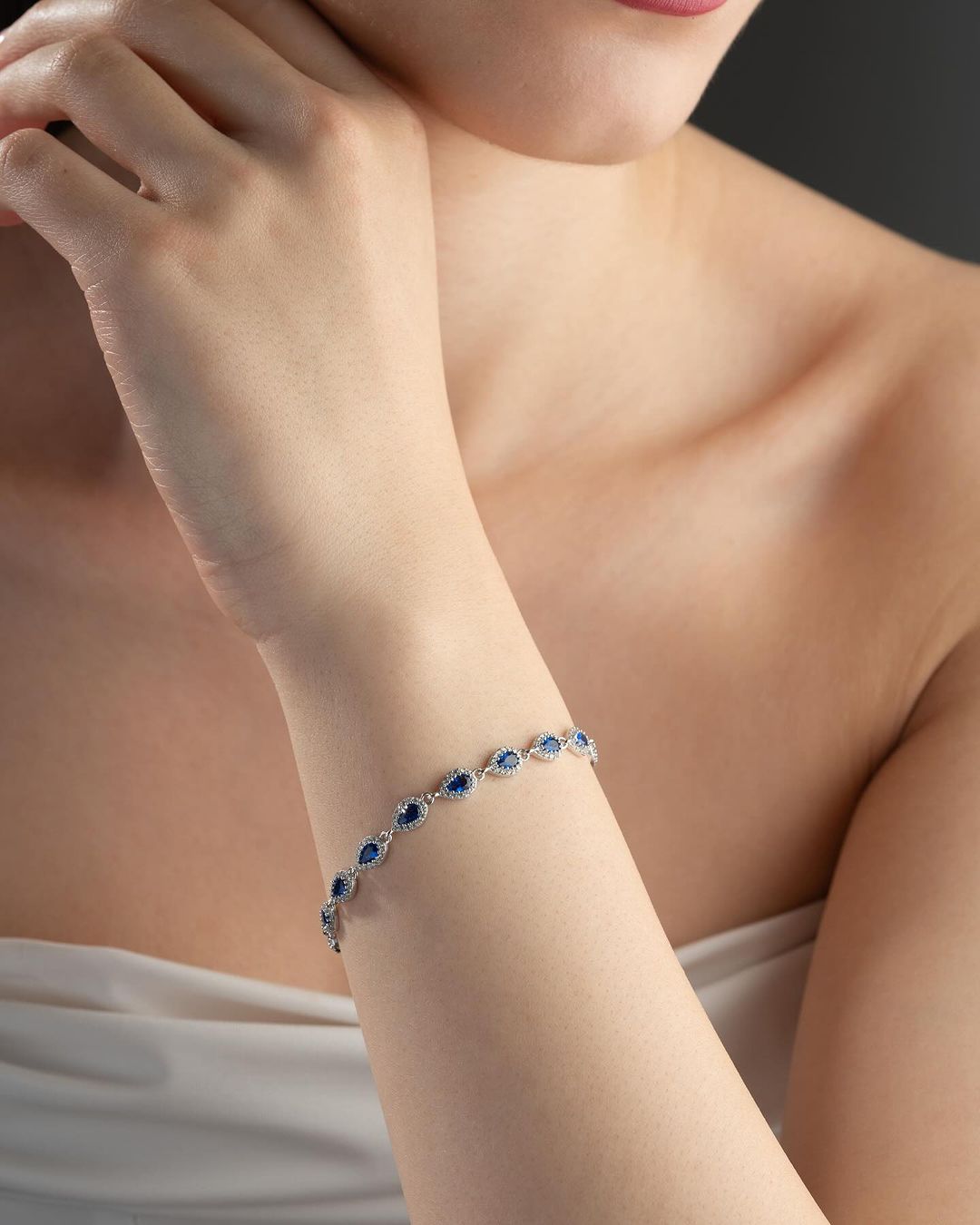 Blue Pear Brilliant Cut Signity Diamond Halo Tennis Bracelet | Birthday Gift Bracelet For Mother | Jewelry Collection For Women