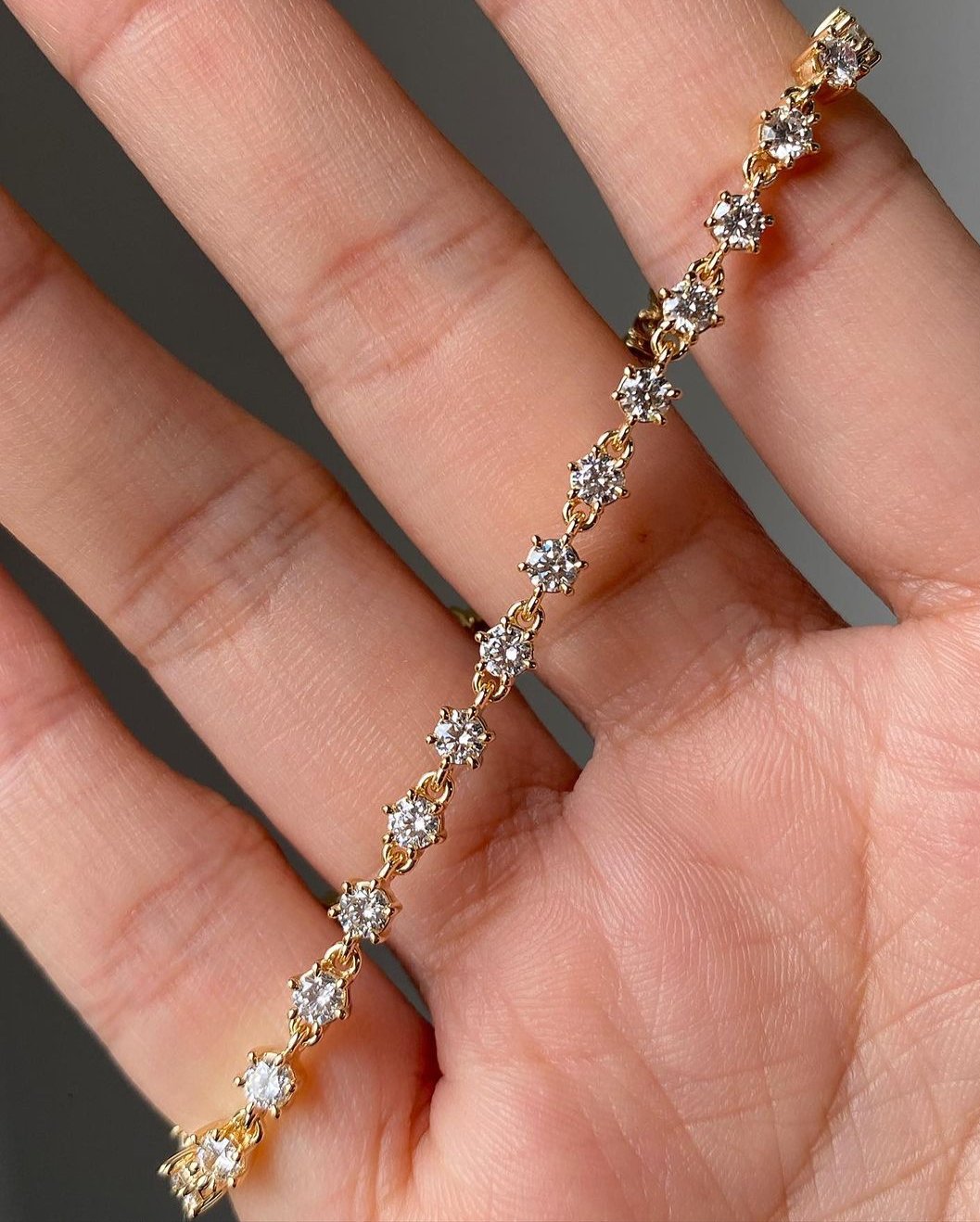 White Round Brilliant Cut Signity Diamond Prong Set Bracelet For Women | Everyday Wear Jewelry Bracelet For Her | Bridal Shower Gift Bracelet